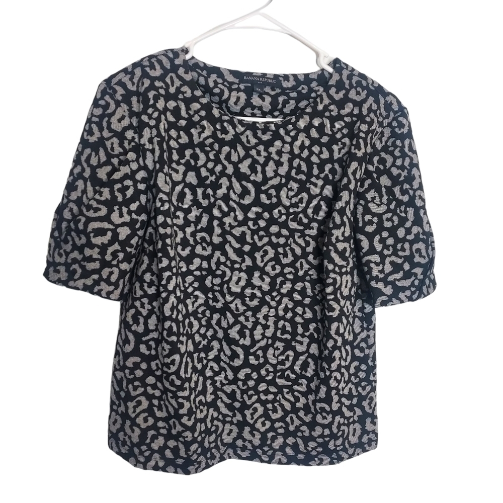 BANANA REPUBLIC BLACK & GRAY TOP SIZE SMALL